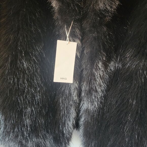 Mango Faux Fur Jacket "NEW" - Picture 3 of 16